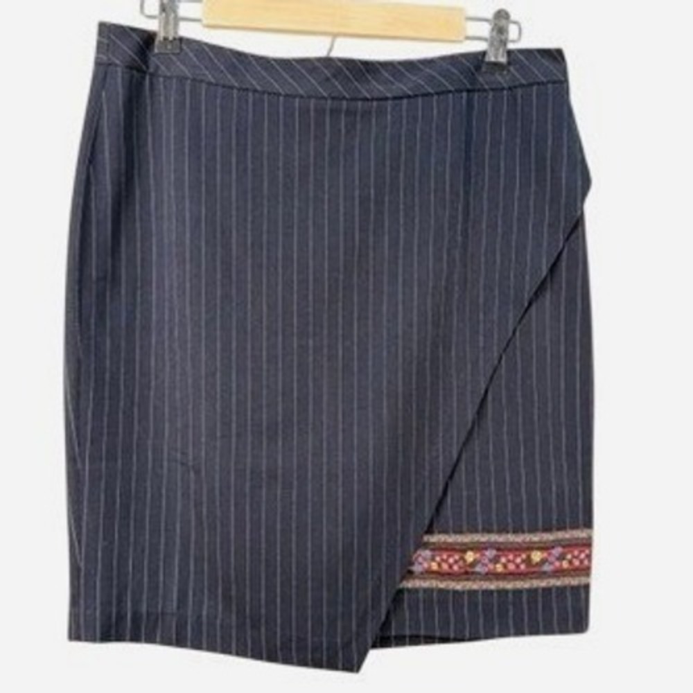 Desigual Navy Pinstripe Wrap Pencil Skirt Floral Embroidery Size EU 42 US Large